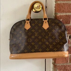 Authentic Louis Vuitton Alma